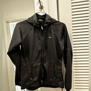 Light weight rain jacket